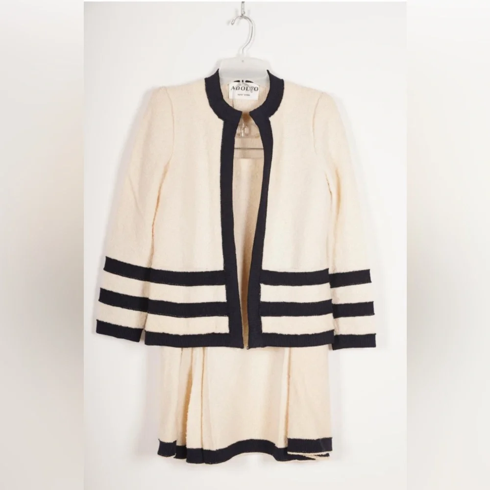 Vintage Adolfo Cream and Navy Blue Two-Piece Skirt Set - Size Small - Picture 5 of 12